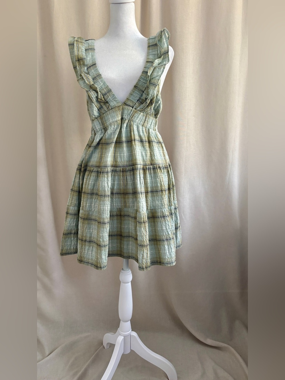 Kimchi Blue Empire-Waist Plaid Dress — Size M